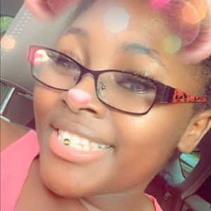 Meet your Posher, Tyronza